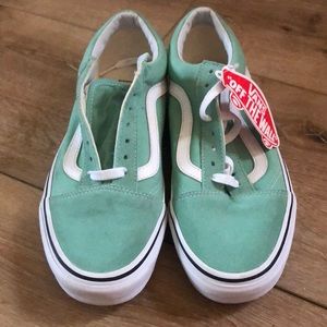 Vans old school suede